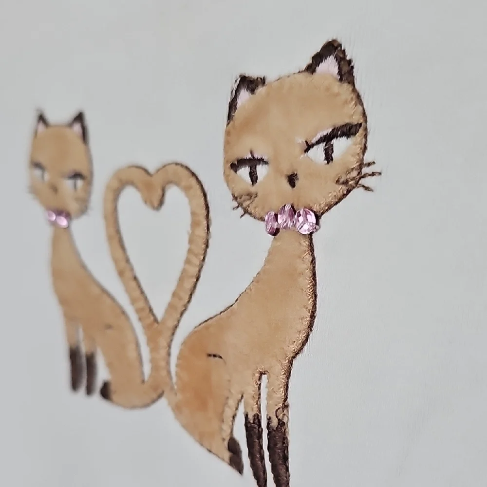 Gymboree White Long Sleeve Tee with Siamese Cat Heart Fuzzy Graphic Size 8